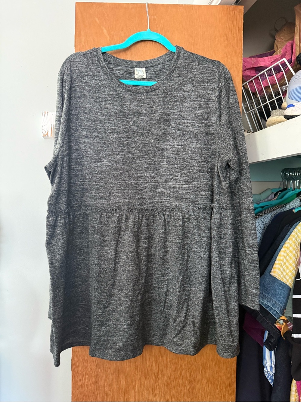 Time and Tru Heathered Gray Long Sleeve Peplum Top